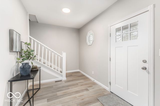 126 S 3rd Avenue, Beech Grove, IN 46107