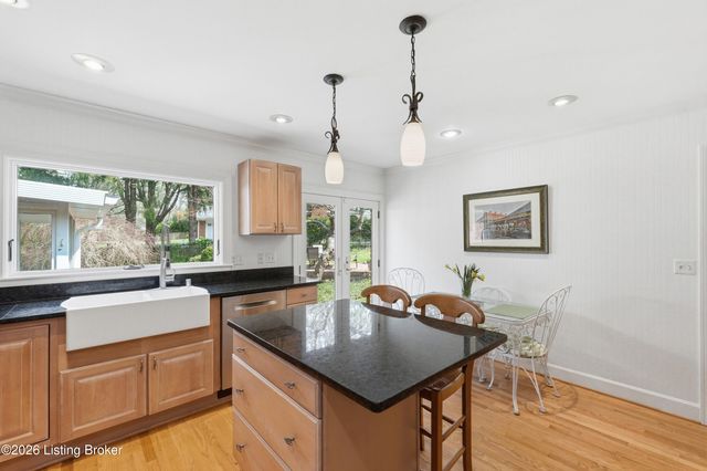 2101 Camargo Rd, Louisville, KY 40207