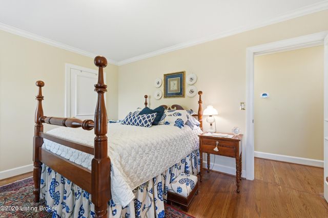 2101 Camargo Rd, Louisville, KY 40207