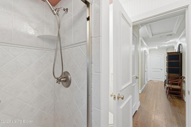 2101 Camargo Rd, Louisville, KY 40207