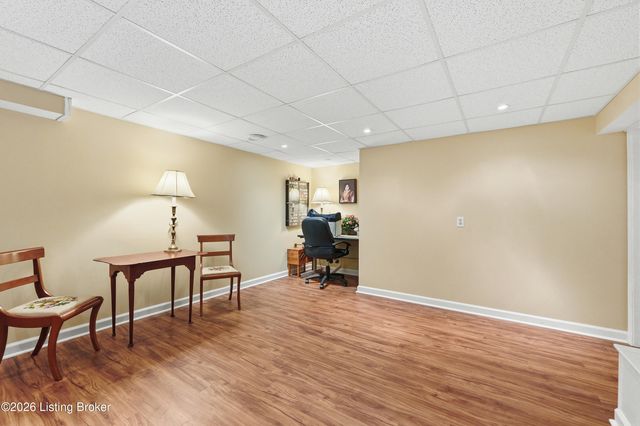 2101 Camargo Rd, Louisville, KY 40207