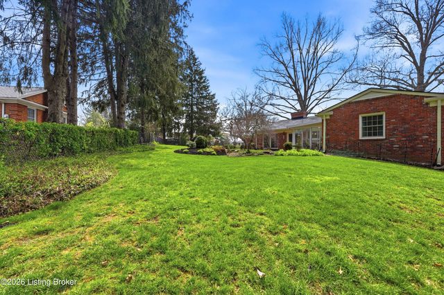 2101 Camargo Rd, Louisville, KY 40207