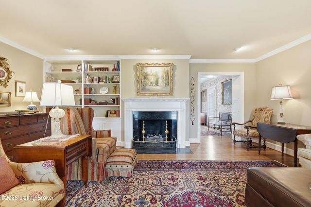 2101 Camargo Rd, Louisville, KY 40207