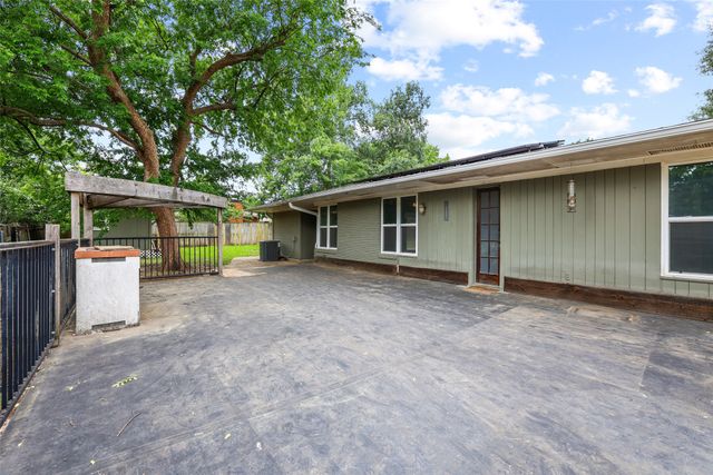 716 Westwood Drive, Sherman, TX 75092