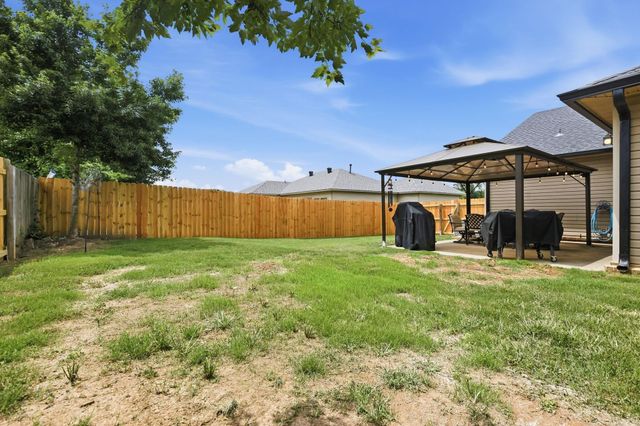 153 Peach Street, Austin, AR 72007
