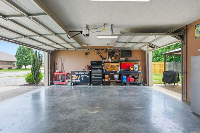 153 Peach Street, Austin, AR 72007