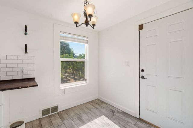 4518 N Assembly St, Spokane, WA 99205