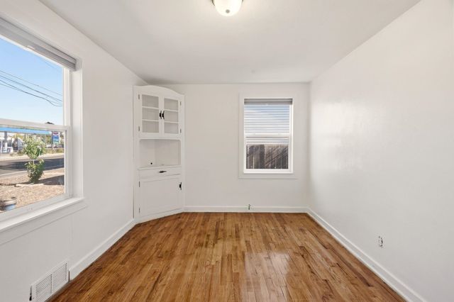 4518 N Assembly St, Spokane, WA 99205