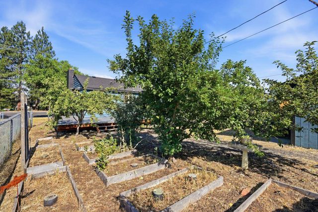 4518 N Assembly St, Spokane, WA 99205