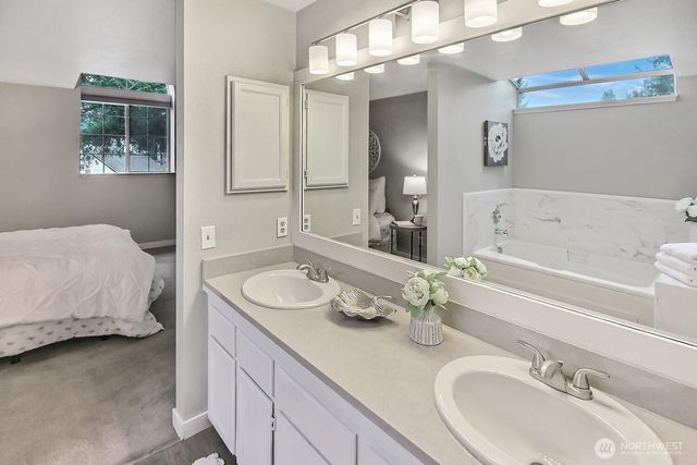 21501 SE 292nd Court, Kent, WA 98042