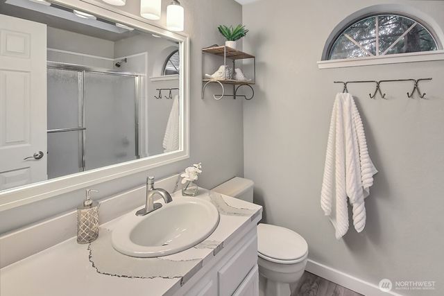 21501 SE 292nd Court, Kent, WA 98042