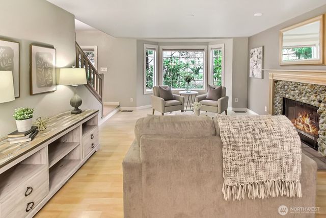 21501 SE 292nd Court, Kent, WA 98042