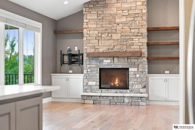9200 Rattlesnake Road, Lincoln, NE 68520