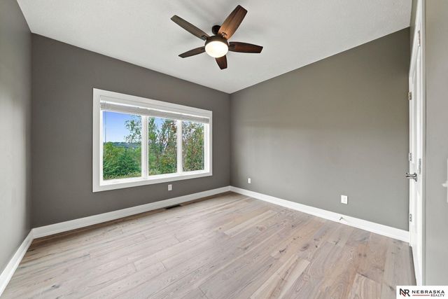 9200 Rattlesnake Road, Lincoln, NE 68520