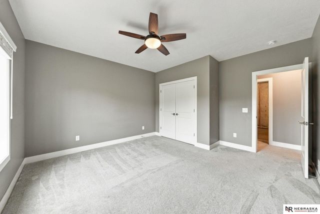 9200 Rattlesnake Road, Lincoln, NE 68520