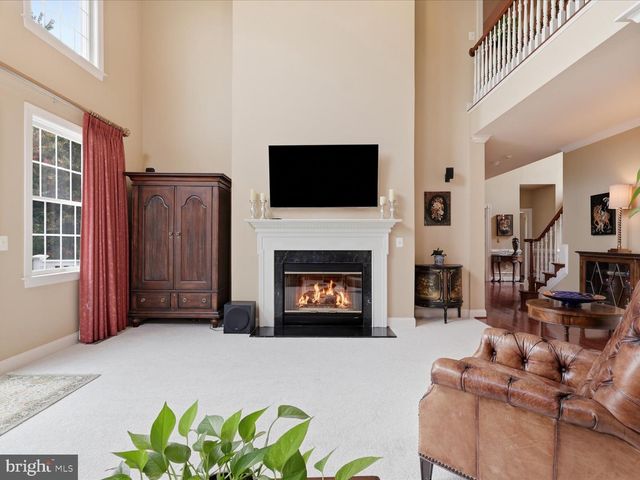 15261 GOLF VIEW DR, Haymarket, VA 20169