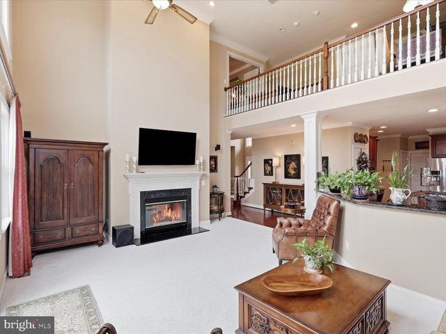 15261 GOLF VIEW DR, Haymarket, VA 20169