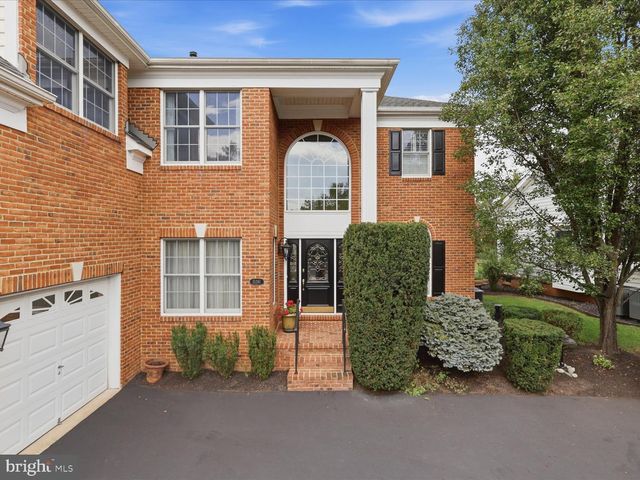 15261 GOLF VIEW DR, Haymarket, VA 20169