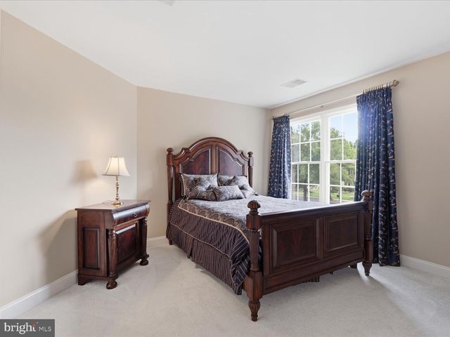 15261 GOLF VIEW DR, Haymarket, VA 20169