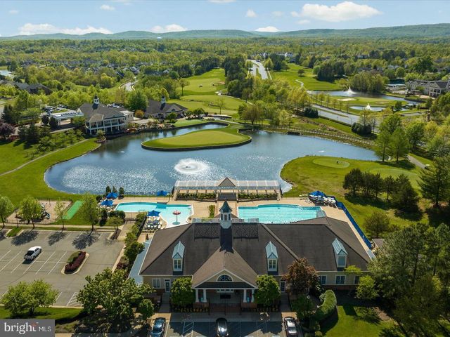 15261 GOLF VIEW DR, Haymarket, VA 20169