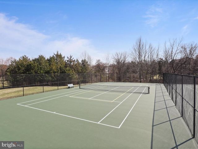 15261 GOLF VIEW DR, Haymarket, VA 20169