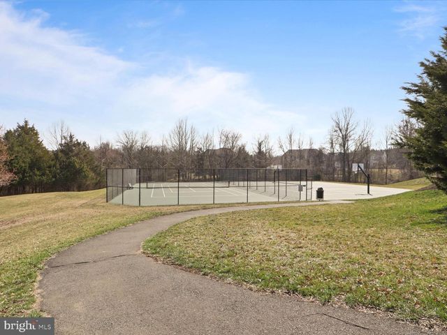 15261 GOLF VIEW DR, Haymarket, VA 20169