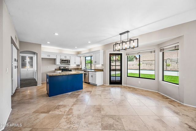 1532 W TARA Drive, Gilbert, AZ 85233