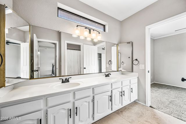 1532 W TARA Drive, Gilbert, AZ 85233