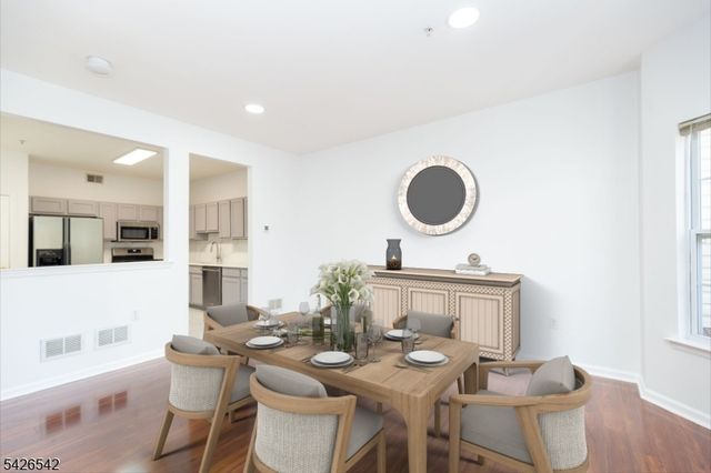 148 Forest Dr 148, Piscataway Twp., NJ 08854
