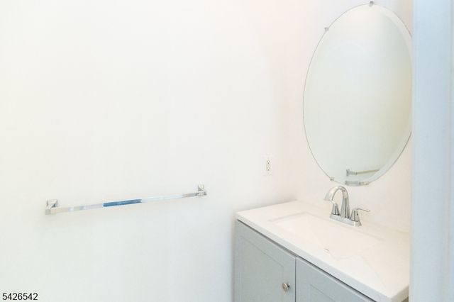 148 Forest Dr 148, Piscataway Twp., NJ 08854