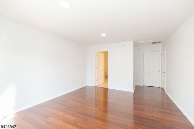 148 Forest Dr 148, Piscataway Twp., NJ 08854