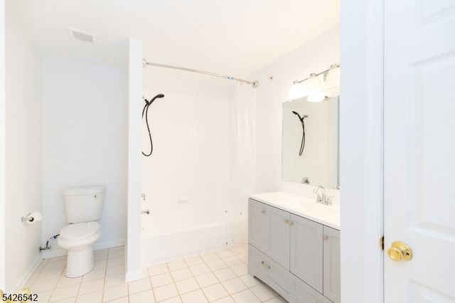 148 Forest Dr 148, Piscataway Twp., NJ 08854