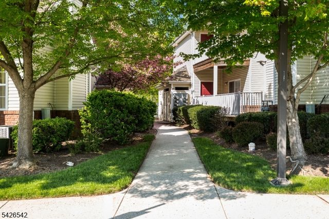 148 Forest Dr 148, Piscataway Twp., NJ 08854