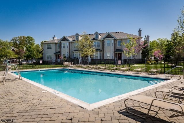 148 Forest Dr 148, Piscataway Twp., NJ 08854