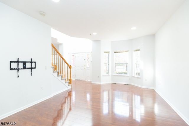 148 Forest Dr 148, Piscataway Twp., NJ 08854