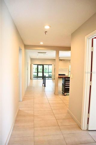 4820 KESTRAL PARK CIRCLE 18, Sarasota, FL 34231