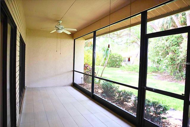 4820 KESTRAL PARK CIRCLE 18, Sarasota, FL 34231