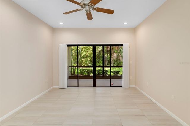 4820 KESTRAL PARK CIRCLE 18, Sarasota, FL 34231