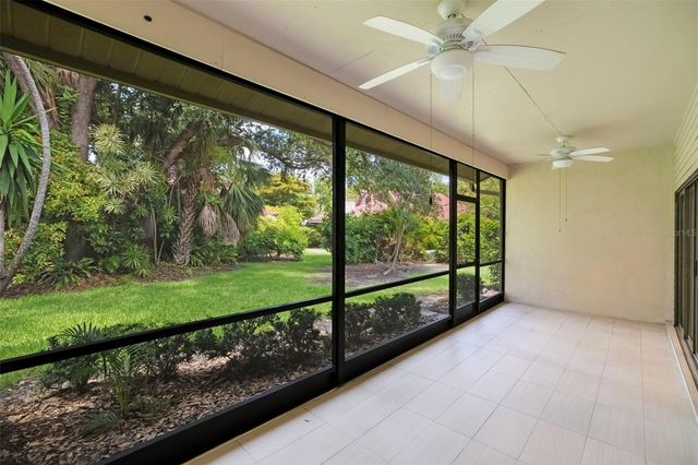 4820 KESTRAL PARK CIRCLE 18, Sarasota, FL 34231