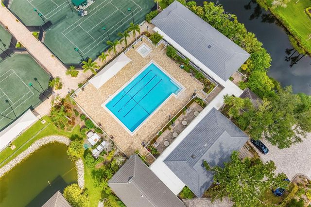 4820 KESTRAL PARK CIRCLE 18, Sarasota, FL 34231