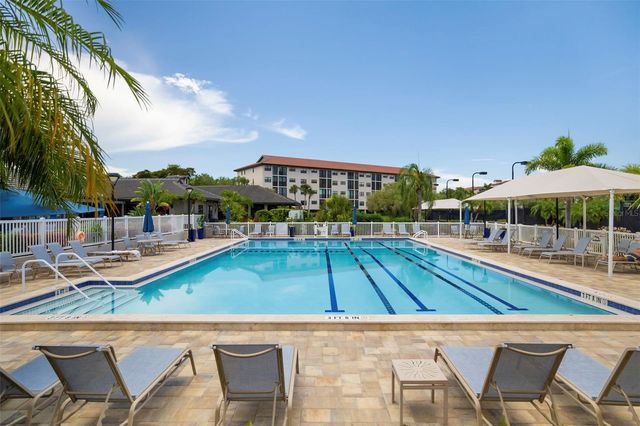 4820 KESTRAL PARK CIRCLE 18, Sarasota, FL 34231