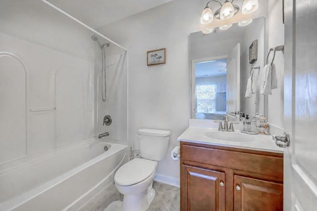 1201 Silverstone Ct., Conway, SC 29526