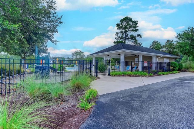1201 Silverstone Ct., Conway, SC 29526