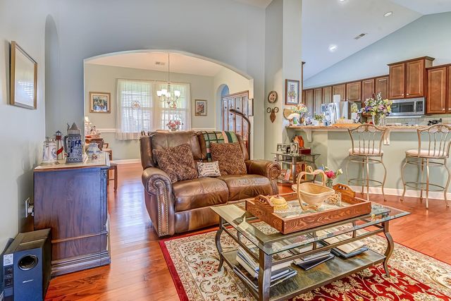 1201 Silverstone Ct., Conway, SC 29526