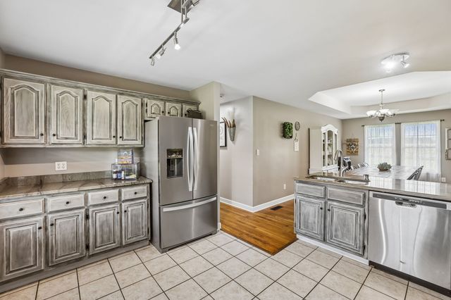 185 Favre Cir, Winchester, TN 37398