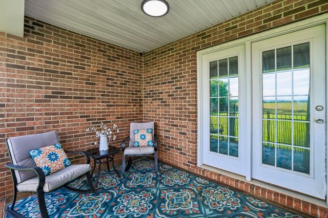 185 Favre Cir, Winchester, TN 37398