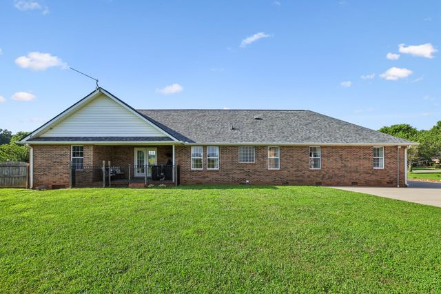 185 Favre Cir, Winchester, TN 37398