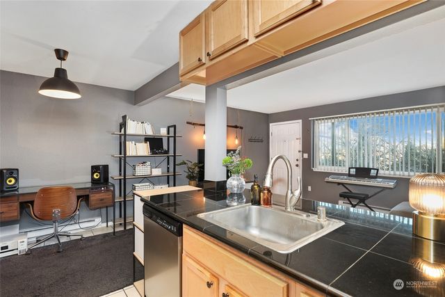 1902 Yakima Avenue #3, Tacoma, WA 98405