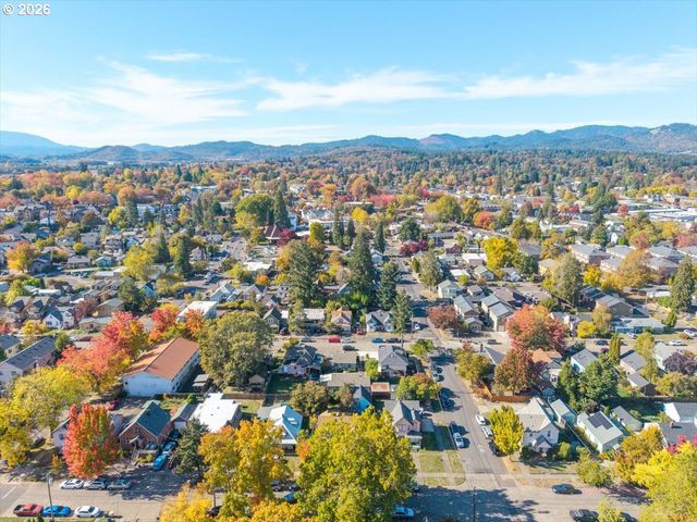 433 Nw 17TH St, Corvallis, OR 97330