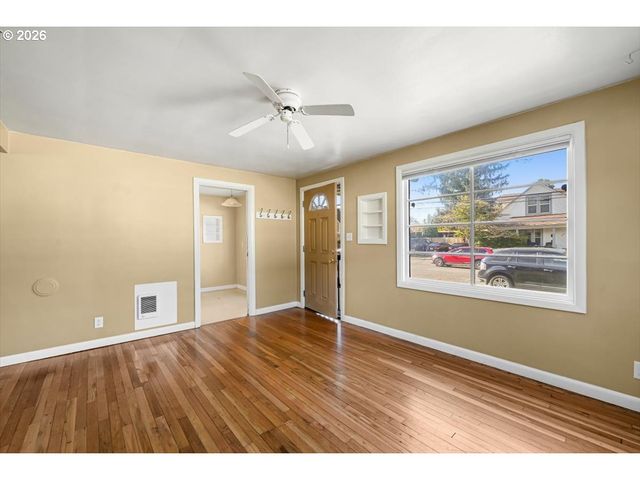433 Nw 17TH St, Corvallis, OR 97330